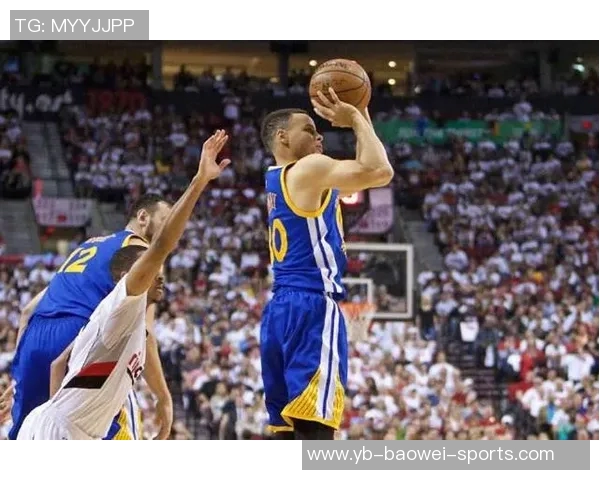 库里分享投篮心得推荐克莱技巧称自己出手虽不标准但有效